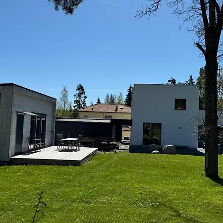 Gaesthus I Nacka Villa Saltsjo-Boo Exterior photo
