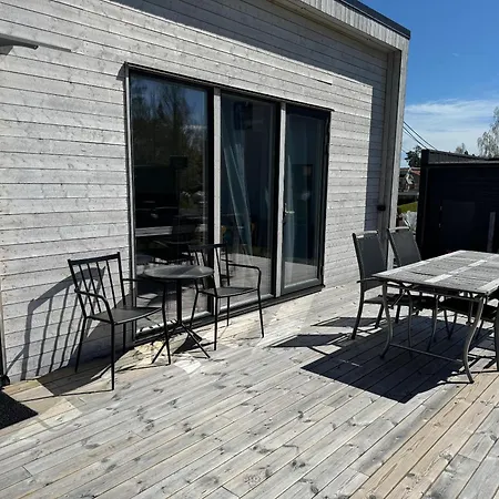 Gaesthus I Nacka Villa Saltsjo-Boo Exterior photo